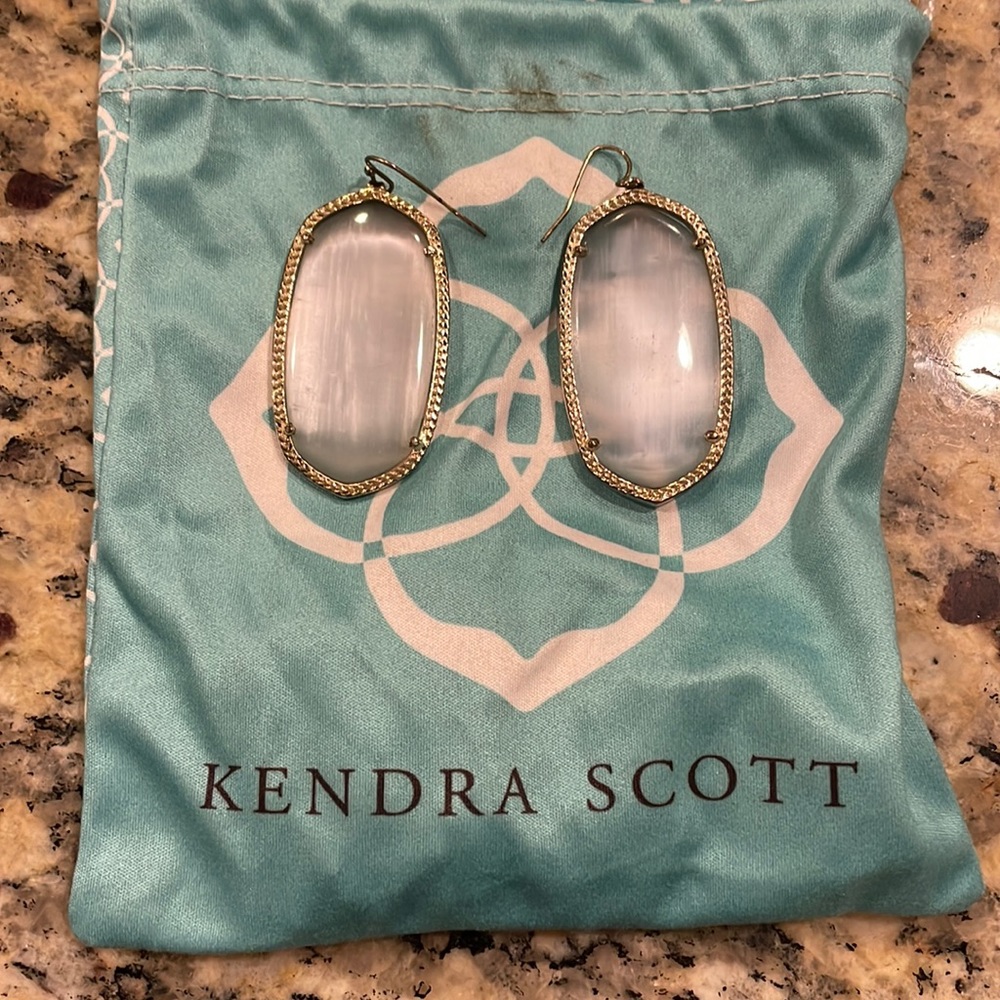 Kendra Scott Danielle Earrings in Gold Slate